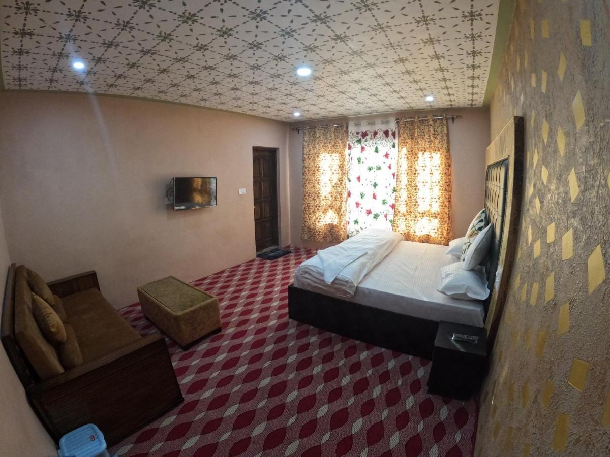 Hotel Seven Pahalgām Dış mekan fotoğraf